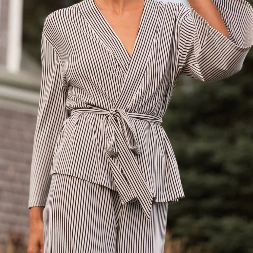 Lake Pajamas DreamModal™ Kimono Pajama Set - Picture 3 of 5